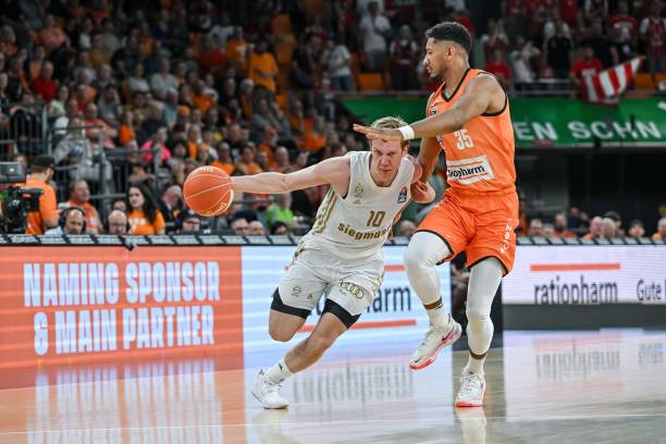 布莱顿率先 布莱顿率先